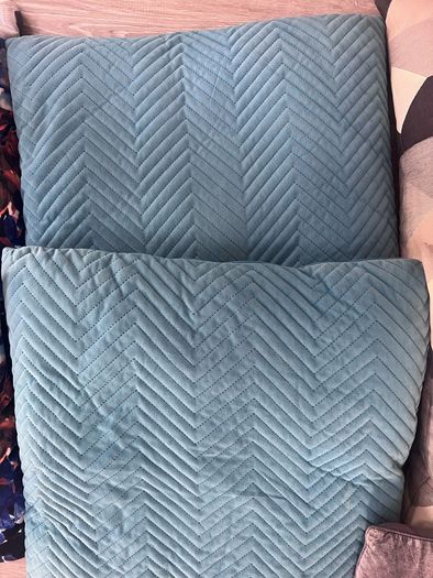 Collection of cushions - Free