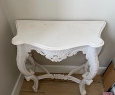 Hall table