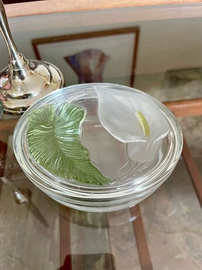 Vintage Calla Lily Oval Glass Lidded Dish Keepsake Box France