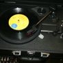 Akai A60011N Bluetooth Vinyl Turntable with Built-In Rechargeable Battery, 2 x 5 W Stereo Speakers, 3.5 mm AUX Jack, RCA Output, 3 Hours Playtime, Briefcase Style with Faux Leather Case, Black Image 5