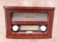 main image for ad Nostalgia 30s Model Retro Vintage Look Portable Bluetooth Speaker Radio 10W