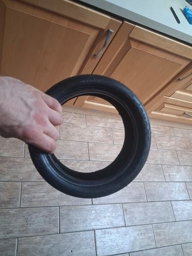 E- scooter 10 inch street tire tubed and tubeless tires .