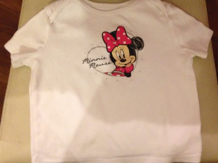 Minnie Mouse Disney tshirt