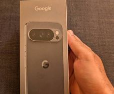 Brand New Google Pixel 10 Pro 128GB Obsidian Black - Sealed Box