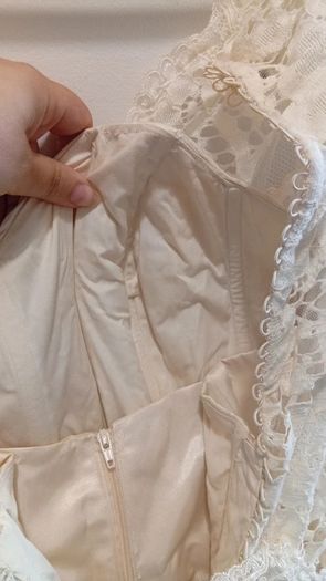 Lace Cream Wedding Dress