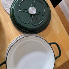 cooking pot