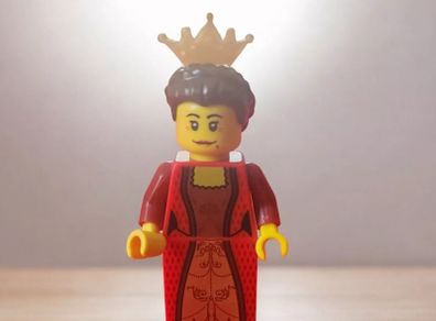 Lego QUEEN Minifigure Lego Castle Lego Minifigure