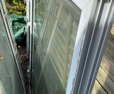 2 double glazed windows free for collection