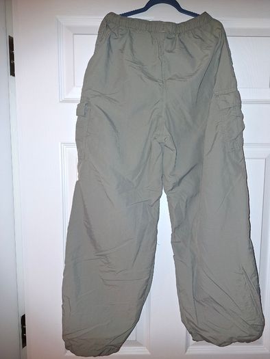 Girls cargo trousers, size 10-11 yo