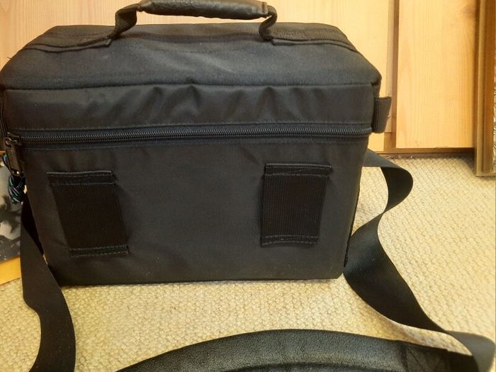 Lowepro Nova 4 Camera Bag