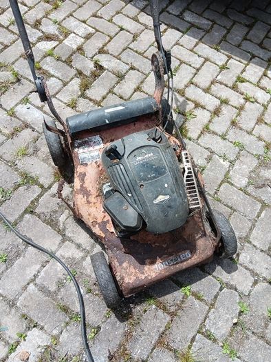 lawnmower engine