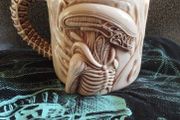 Xenomorph Mug -Ivory Effect