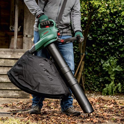 Electric Leaf Blower and Vacuum UniversalGardenTidy 3000 (3000 W, collection bag 50 l, variable speed, for blowing, vacuuming and shredding leaves, in carton packaging)