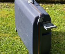 Samsonite case with key