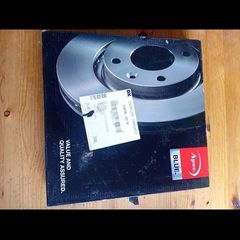 Toyota Avensis rear brake pads and discs
