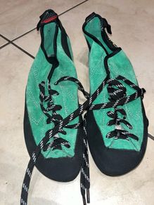 Climbing shoes