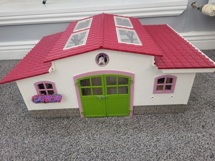 Schleich barn, vet set, trap set