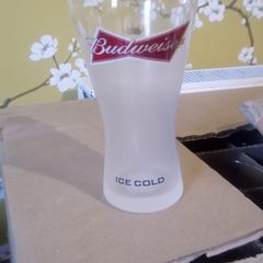 Budweiser pint glasses