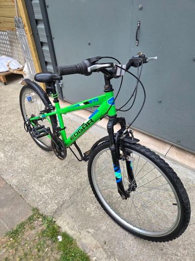 Boys 24" 15 speed mountain bike