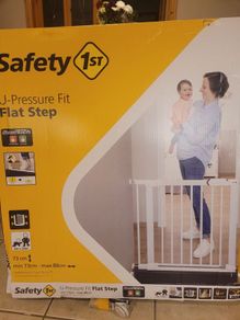 Safety 1st U-Pressure Fit Easy Close SecureTech Metal Gate