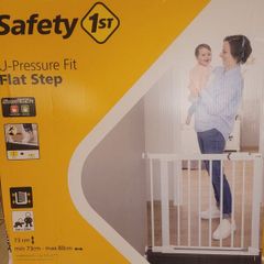 Safety 1st U-Pressure Fit Easy Close SecureTech Metal Gate