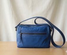 Timberland Large Leather Tote Bag in Electric Blue