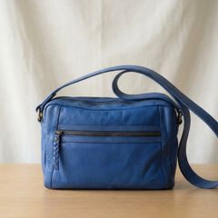 Timberland Large Leather Tote Bag in Electric Blue
