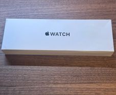 Apple Watch SE 3 40mm Midnight Aluminium GPS M/L Midnight Sport Band