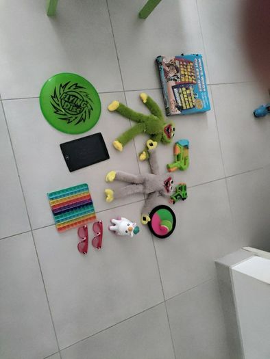 Free toys