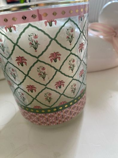 ShabbyChic High Quality Flowers with Glass display Piece and Candle