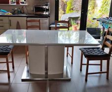 Extending dinning table 160cm-200cm /90cm