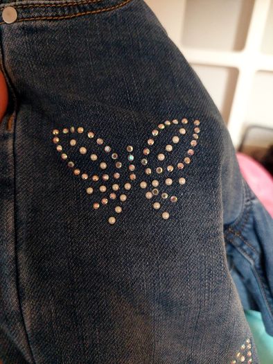Girls clothes age 6- 7