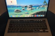 MacBook Pro 13 2022 M1 8gb/256ssd/189c
