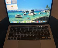 MacBook Pro 13 2022 M1 8gb/256ssd/189c