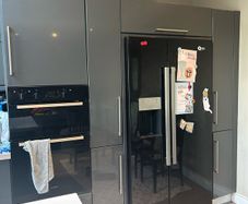 kitchen including handles & hinges