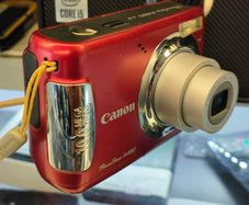 Canon Power Shot A480 10MP 3.3X Zoom Red Canon Digital Camera Canon Powershot/ Used