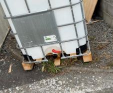 1000L IBC Water Tank / Water Container