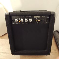 guitar amplifier