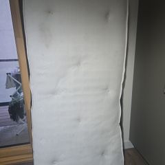 single mattress FTG- Mint condition