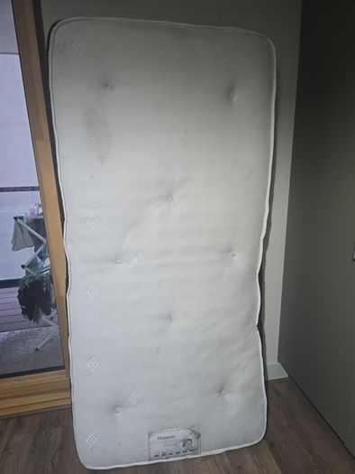 single mattress FTG- Mint condition