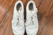 UK 1.5 Nike trainers unisex