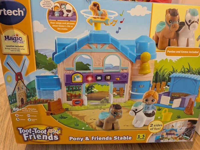 Toot toot friends Pony stable
