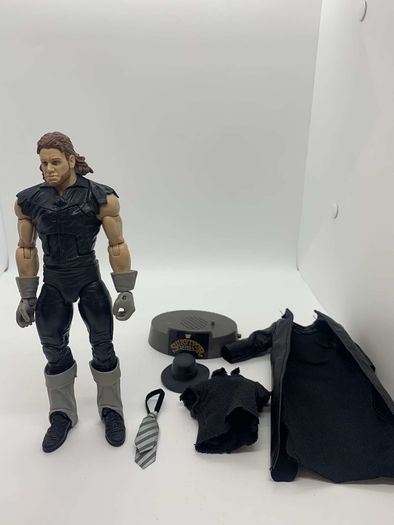 wwe elite Wrestlemania 34 The Undertaker with entrance greats clothing & stand action figure