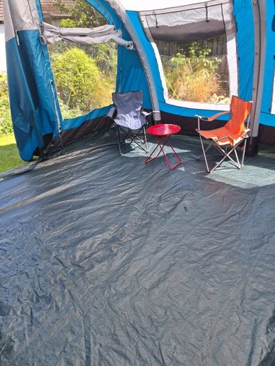 Air/ Inflatable tent Royal Rockhampton 6 + 2