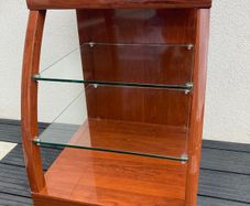 Display Unit with Glass Shelves