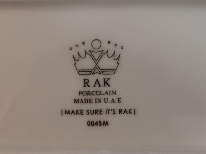 RAK Porcelain Restaurant/Hotel Quality Dinnerware 20 Pieces + Bag