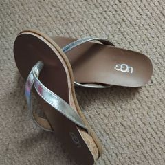 UGG girls sliders UK 13
