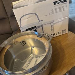 Thomas cook & pour saucepan new
