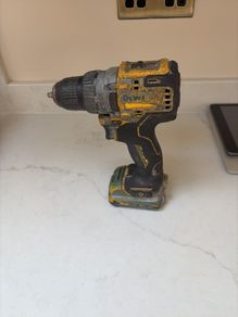 Dwalt Drill & Battery