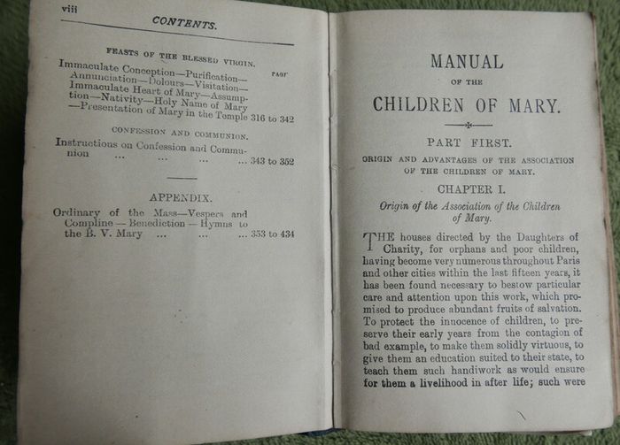 Vintage Manual of the Children of Mary